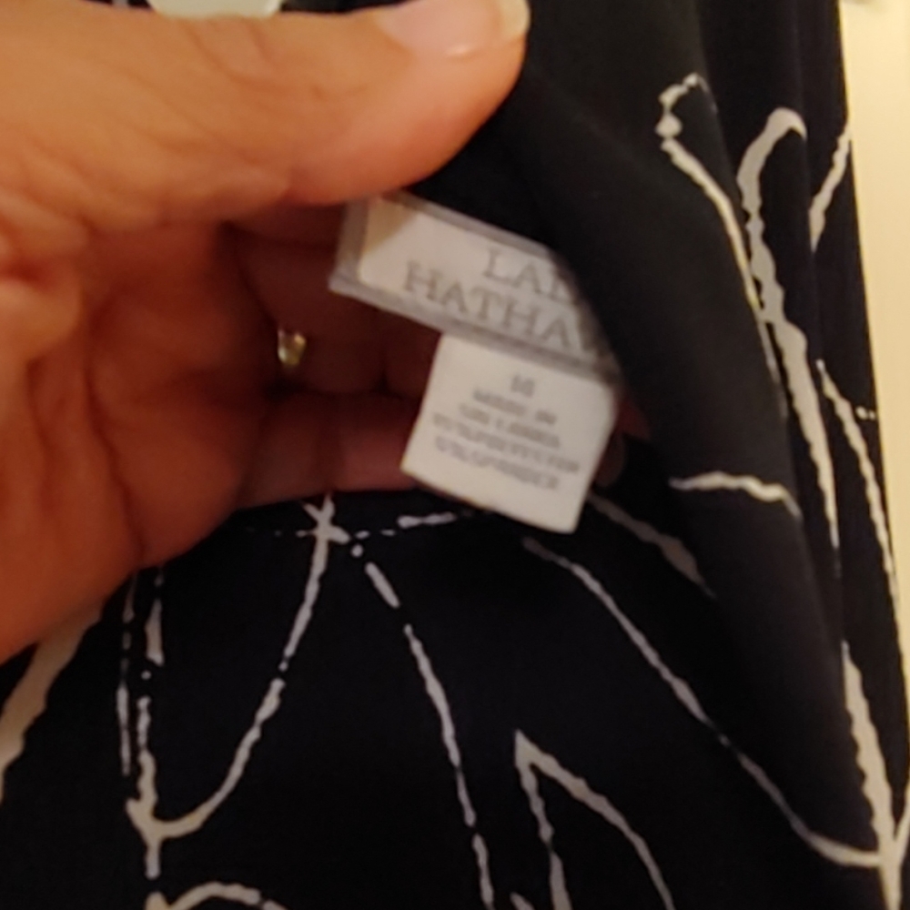 Dress - Picture 4 of 4